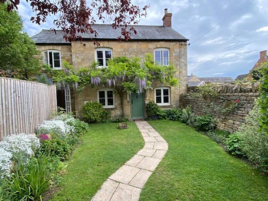 The Bolt Hole, Cotswold Cottage, Holiday home *