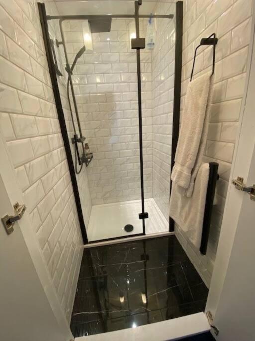 The Bolt Hole, Cotswold Cottage, * Moreton-in-Marsh